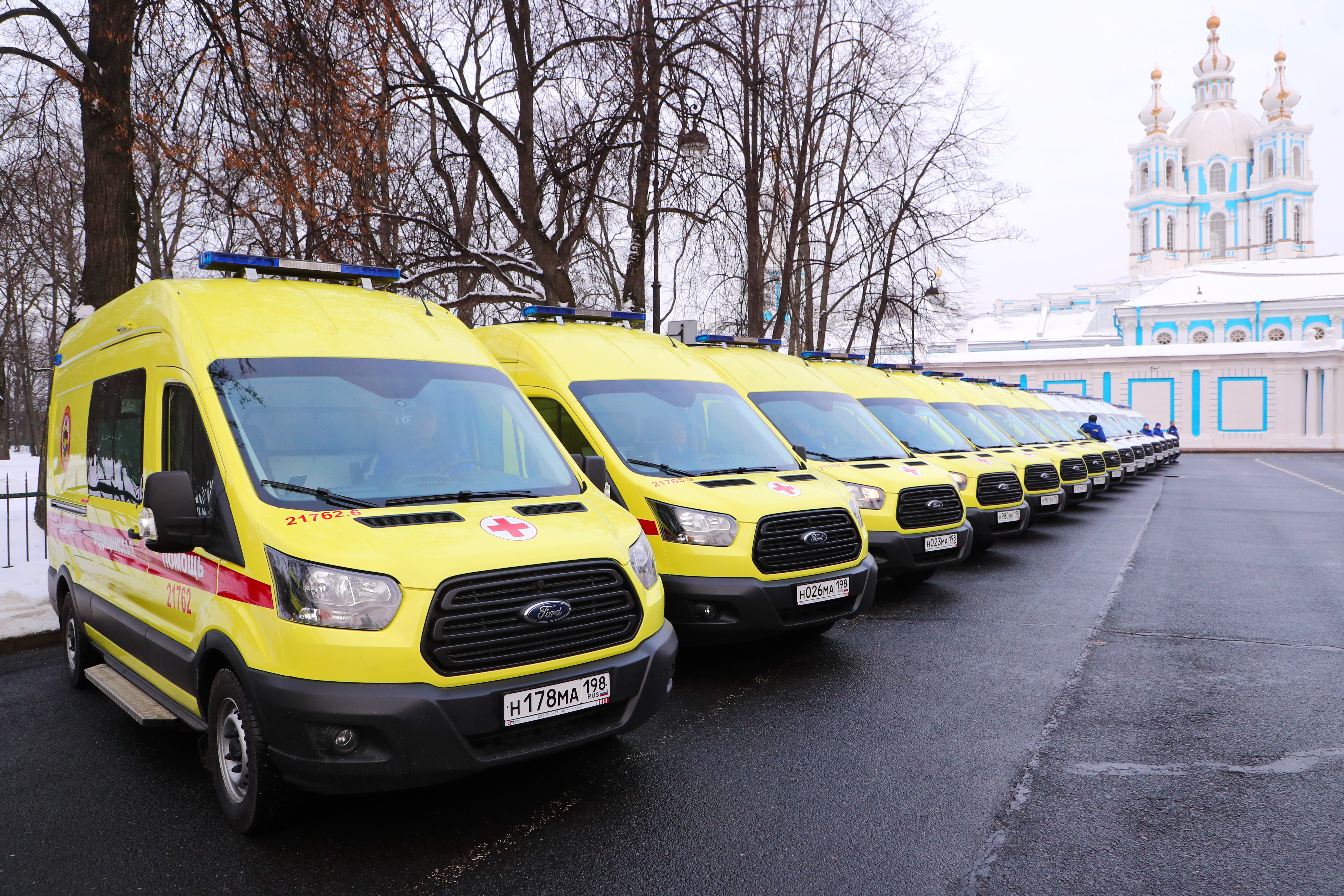 Автопарк скорой помощи обновлен на 102 автомобиля | 20.12.2022 | Санкт- Петербург - БезФормата