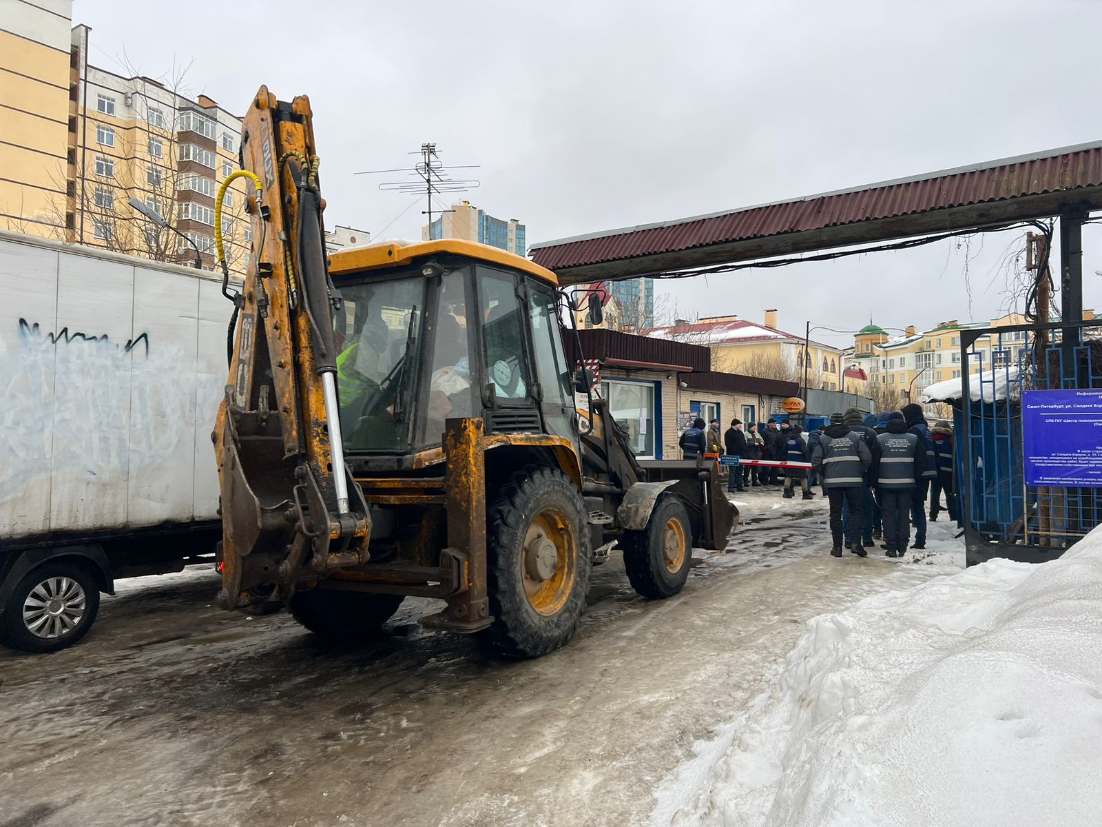 В Кировском районе начинается работа по освобождению территории для  строительства жилого дома - Официальный сайт Администрации Санкт‑Петербурга